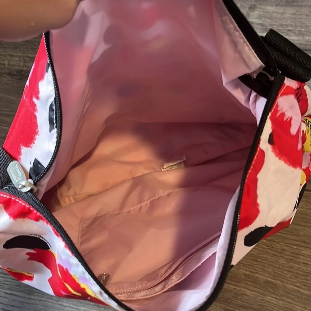 NWOT LeSportSac Floral Crossbody Bag